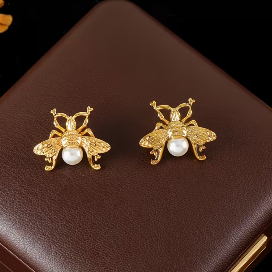 Stainless Steel Metal Fashion Honeybee Imitation Imitation Pearl Stud Earrings